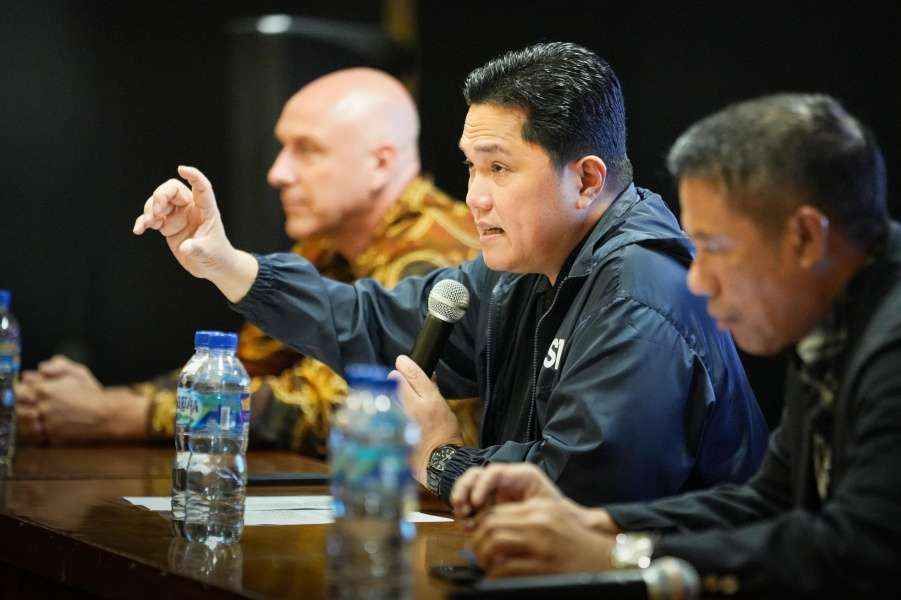 Thohir: อย่ารีบร้อนในการเลือกโค้ชจนเกินไป ใครก็ตามที่บอกว่าฟาน กัลอยากเป็นโค้ชอินโดนีเซียถือว่าโกหก