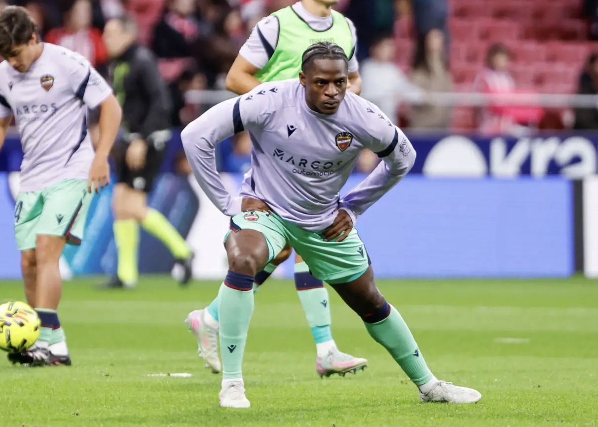 เอยอน : แม้ว่าประธานาธิบดีสเปนจะมาเชิญผมเป็นการส่วนตัว ผมก็จะเลือกเล่นให้แคเมอรูน