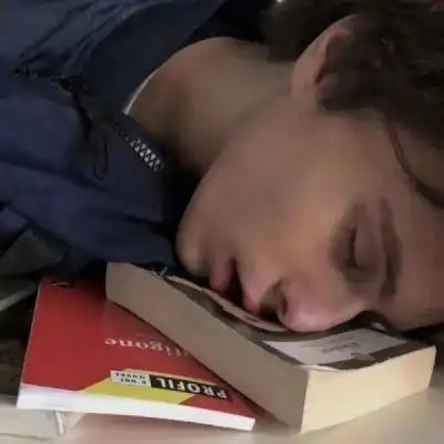 6686体育金牌作者Georgia