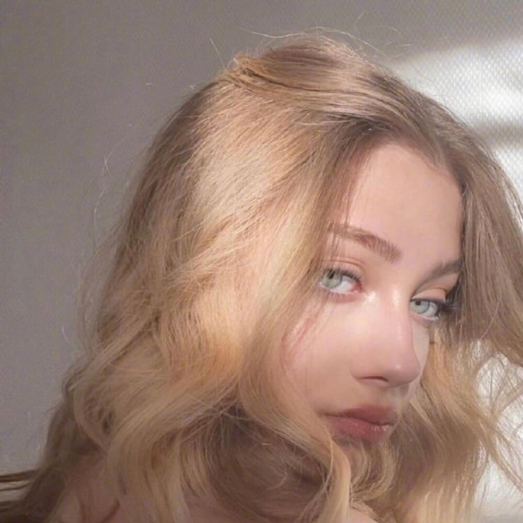 6686体育签约作者Xenia