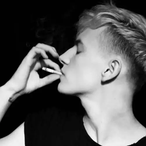 6686体育官方作者Charlie