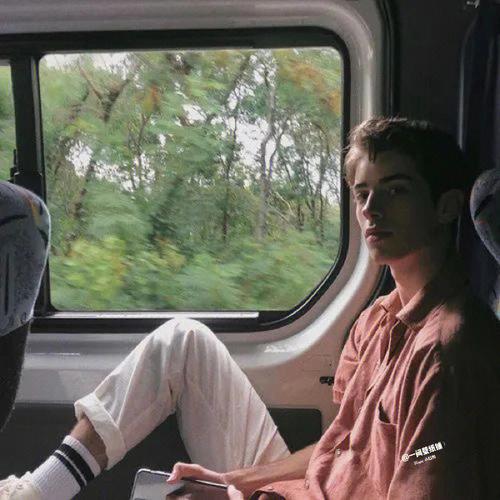 6686体育中级作者Delilah