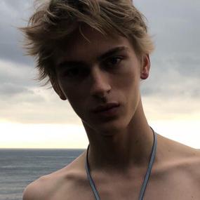 6686体育官方作者Benedict