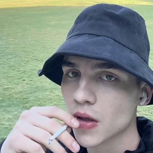 6686体育钻石作者Bonita