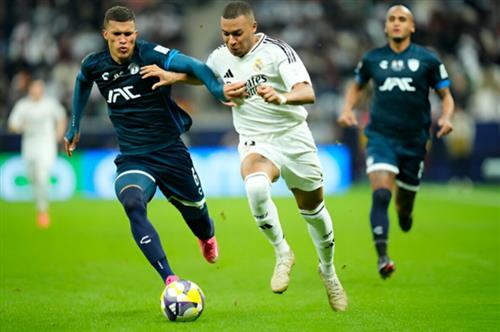 เรอัล มาดริด พบ ปาชูก้า