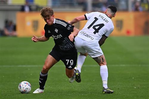 ปาร์ม่า vs โคโม่